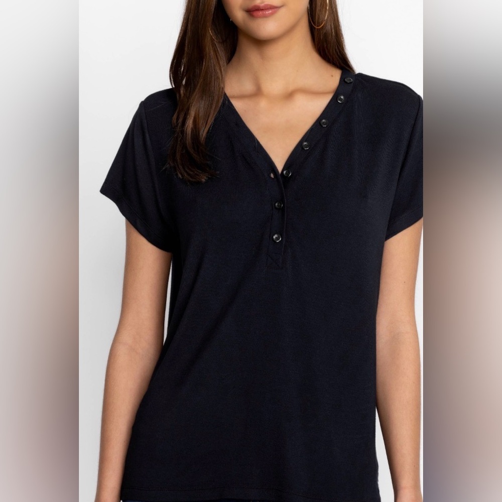 NWT Calme by Johnny Was MODAL JERSEY BUTTON NECK TEE in Black Sz Med